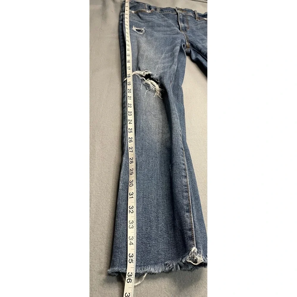 LOFT‎ Modern Straight Leg Distressed Jeans Medium Wash Raw Hem Size 6 28(26)